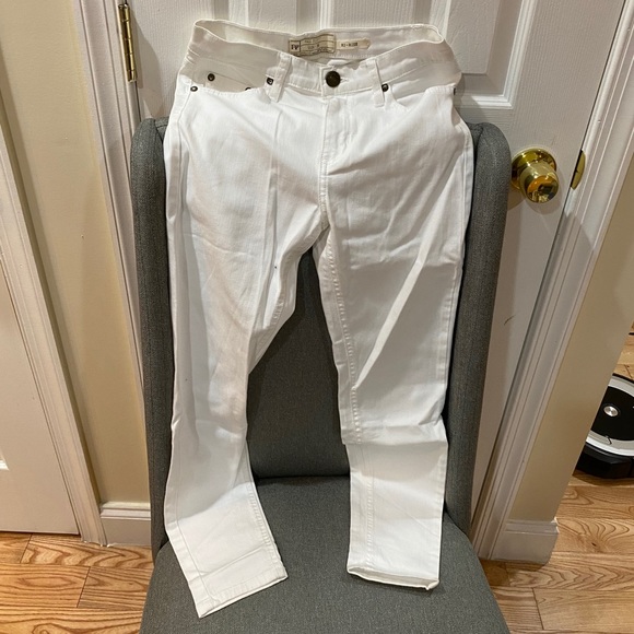 Free People High Rise White Jeans - Picture 2 of 9